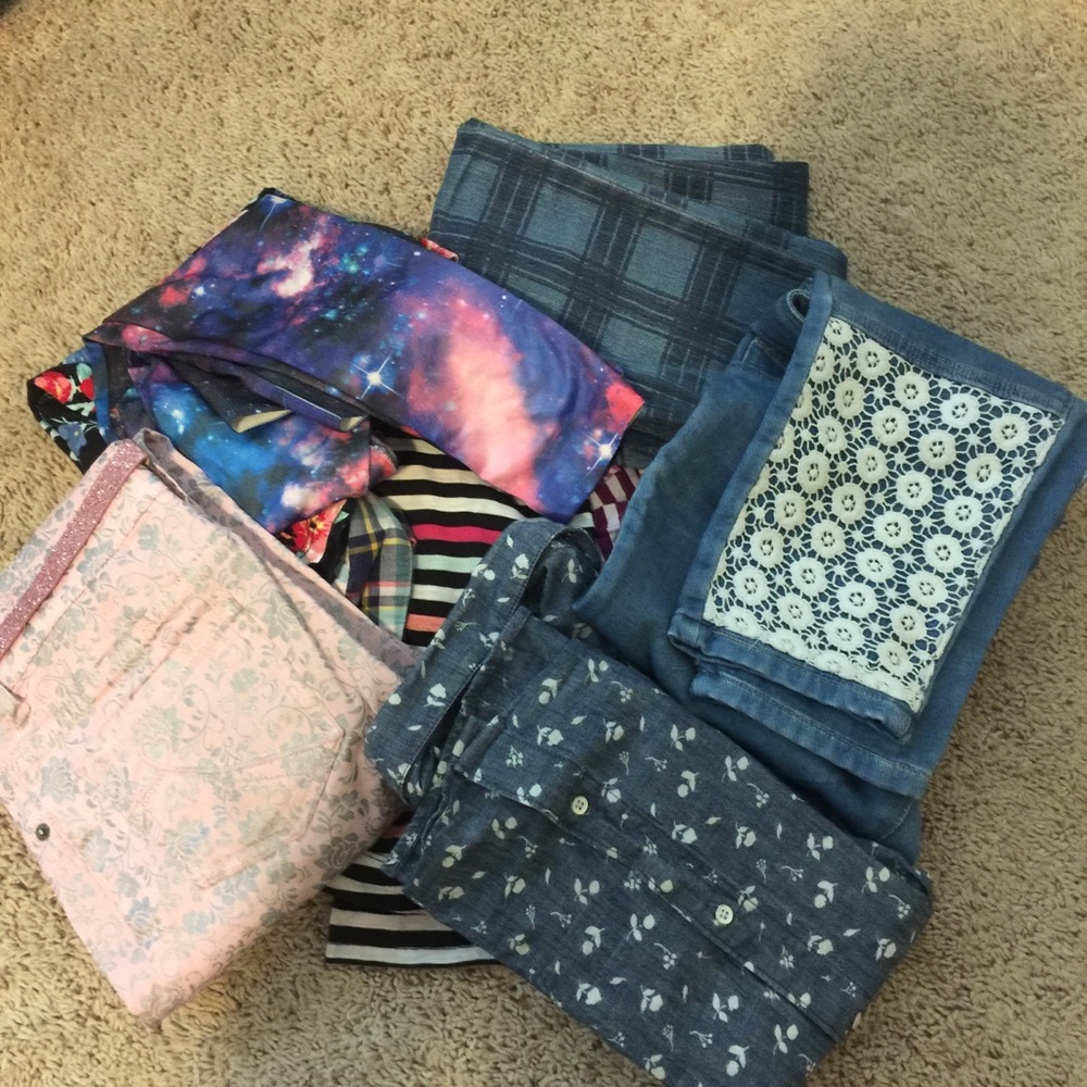 Girls Jeans Leggings Skirt Tops EUC LOT OF 10